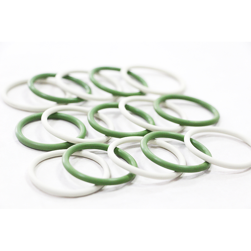 What are the characteristics of fluororubber O-rings?